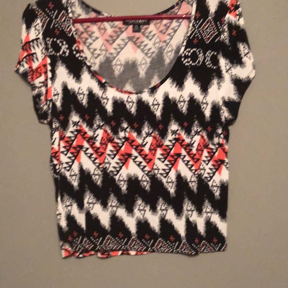 SOLD 👜👜About a girl crop top size XL
